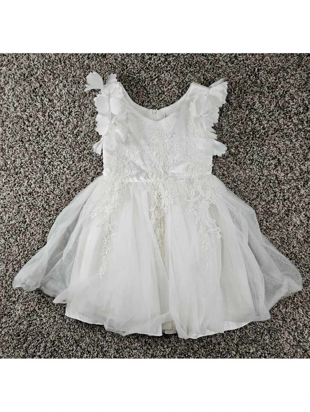 Trish Scully Bianca lace tulle dress w/ floral appliqué Sz 4 Wedding White